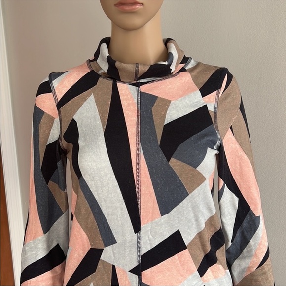 COS Geometric Print Long-sleeve Turtleneck Top Size XS - Picture 3 of 9